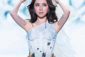 多米真人包含Doinb回归赛场，问鼎冠军首场状态亮眼，篮网观众沸腾！的词条